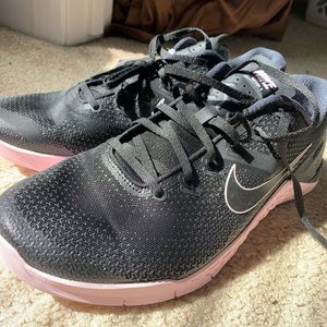 Pink and black Nike Metcon 4 12.5